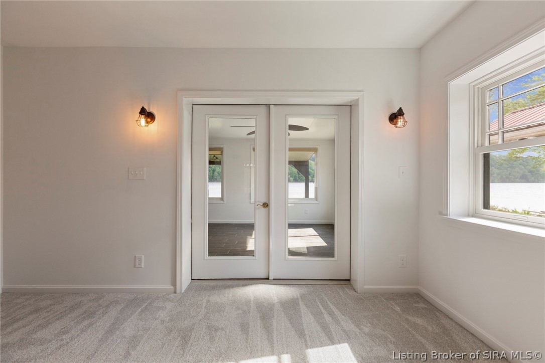 252 River Road W