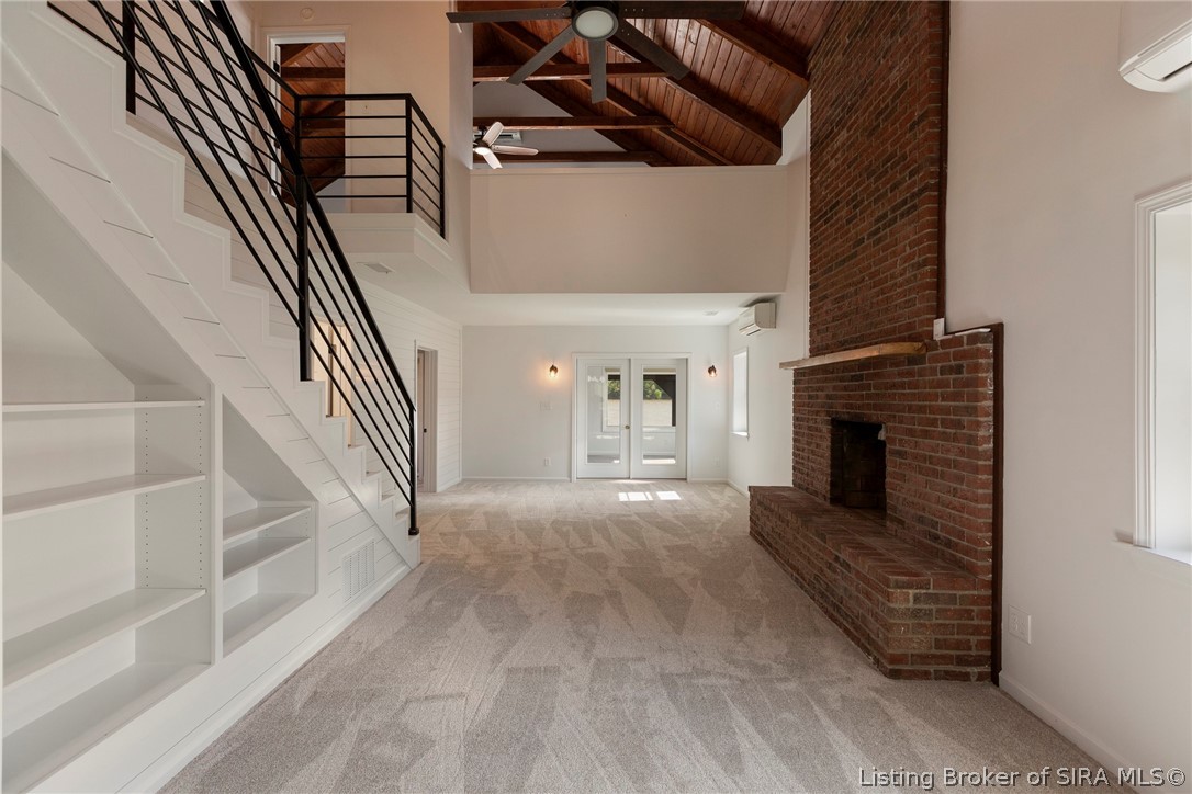 252 River Road W