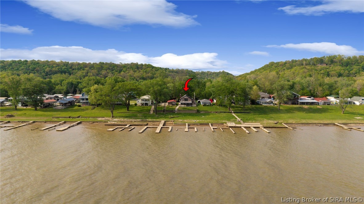 252 River Road W