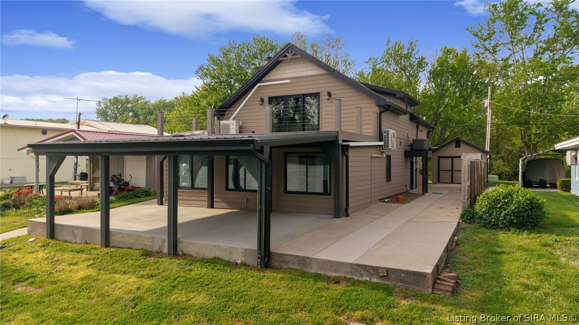 252 River Road W