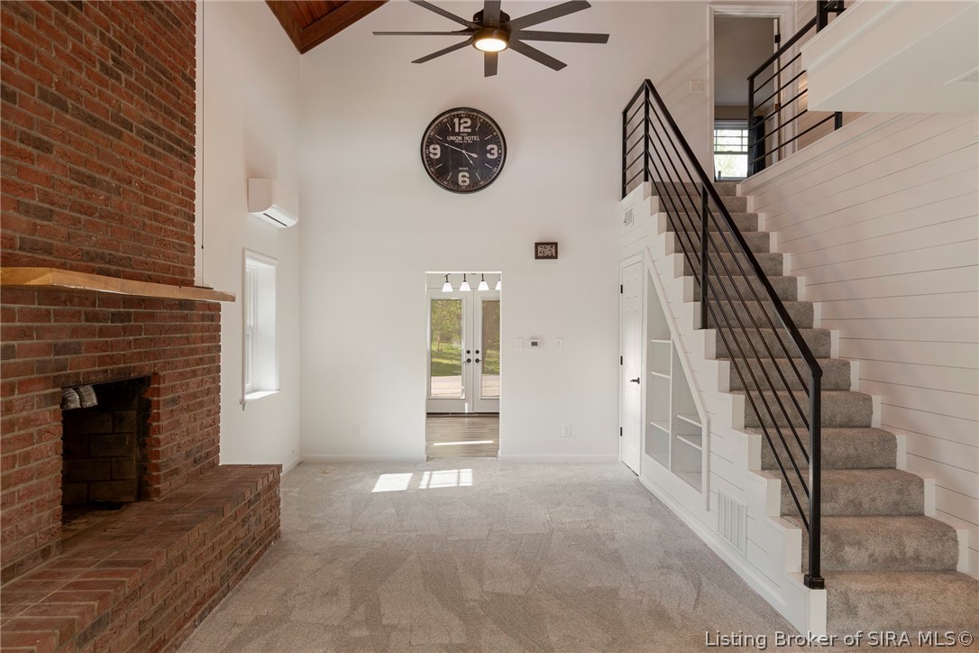 252 River Road W