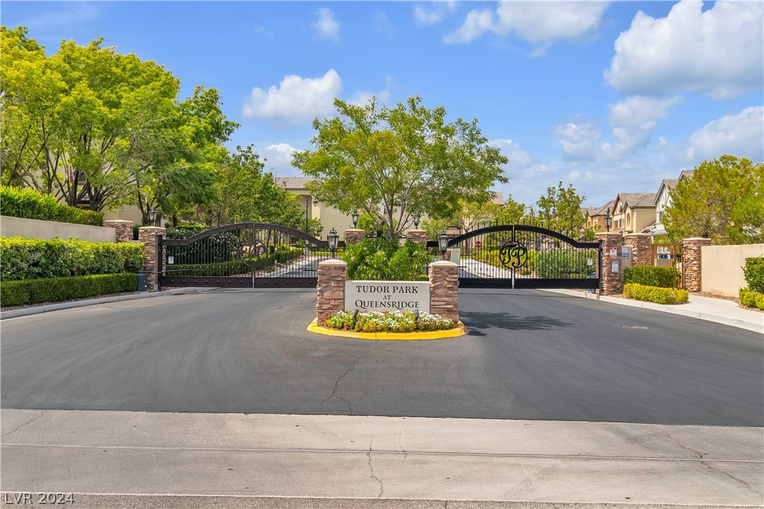 9236 Worsley Park Place
