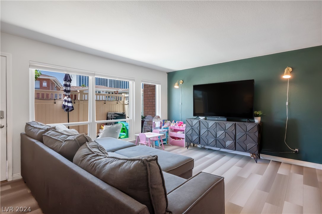 2838 Geary Place 4013