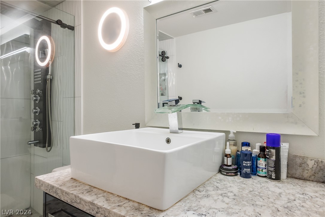 2838 Geary Place 4013