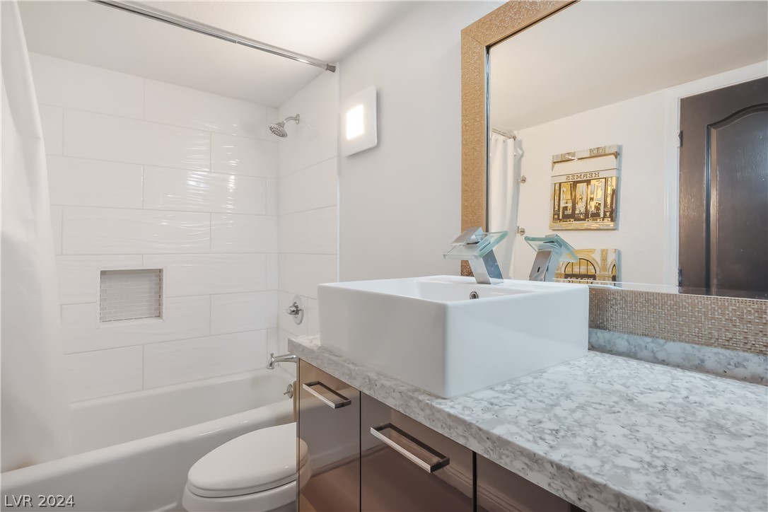 2838 Geary Place 4013