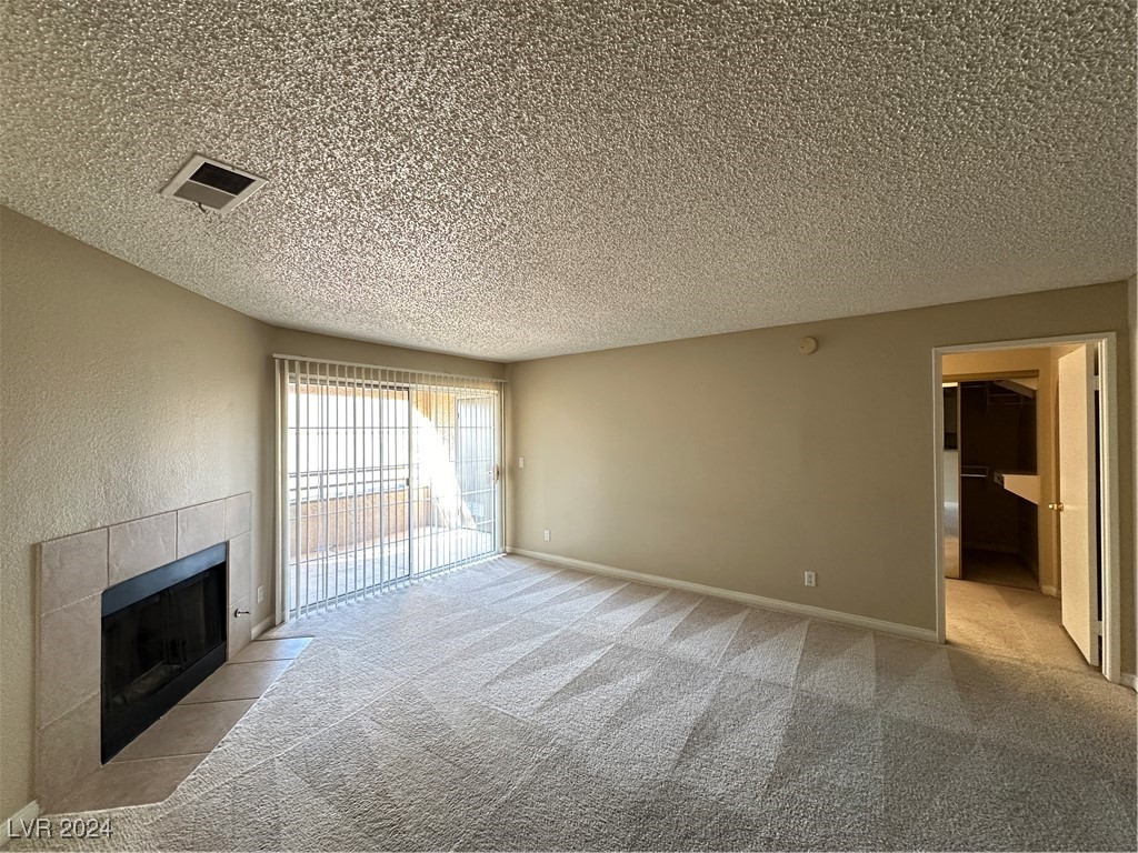 2200 FORT APACHE Road 2045
