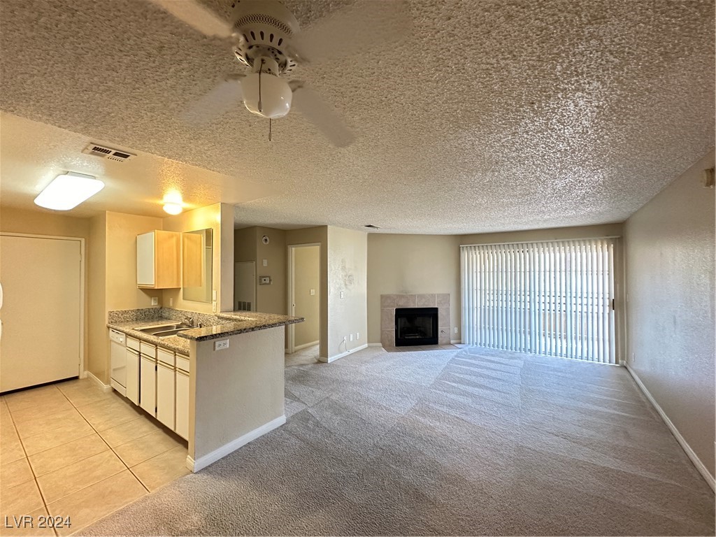 2200 FORT APACHE Road 2045