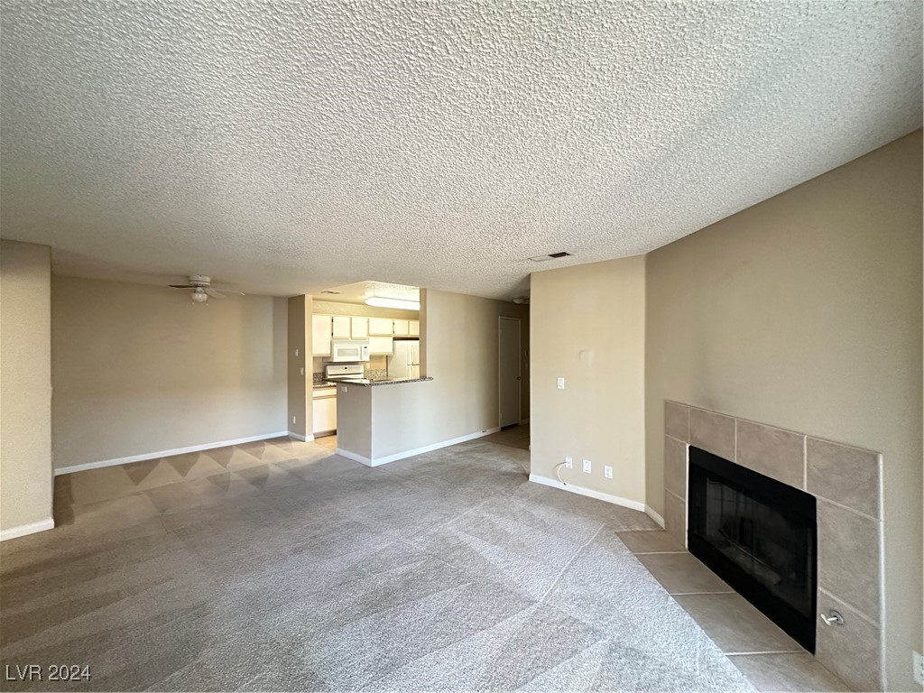 2200 FORT APACHE Road 2045