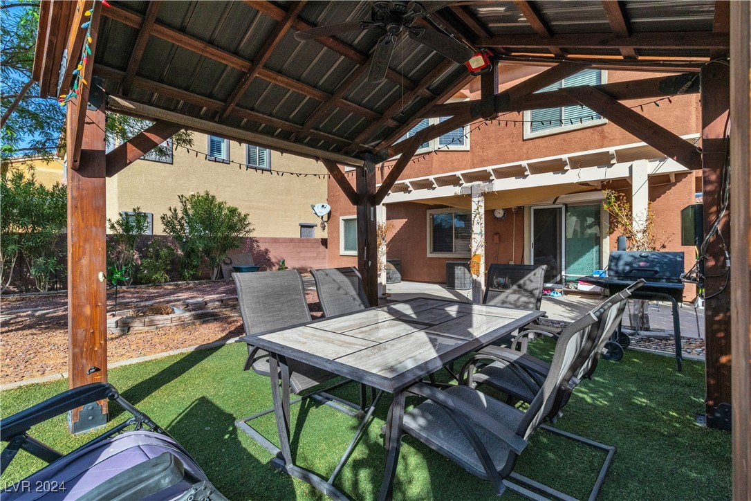 2217 Plumeria Avenue