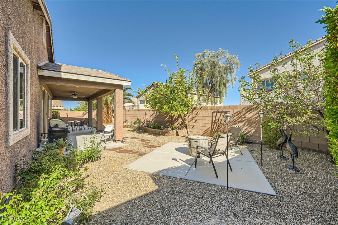 1641 Blue Cliffs Avenue