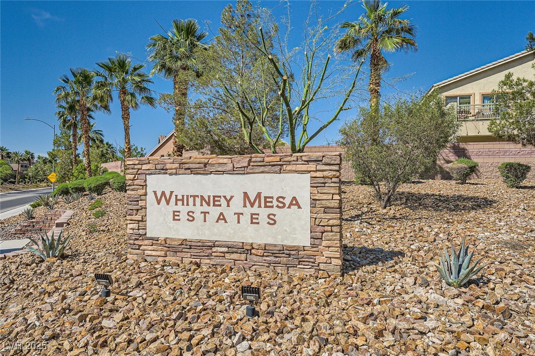 1641 Blue Cliffs Avenue