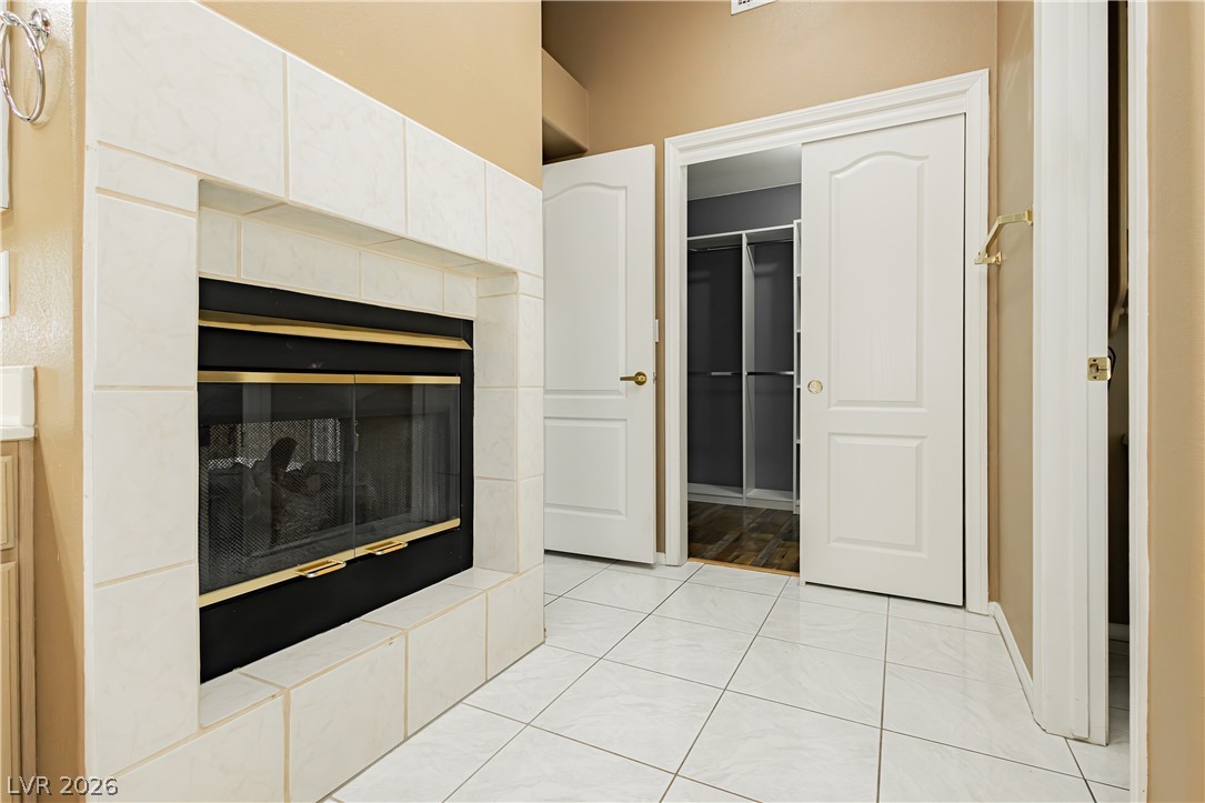5104 Desert Lily Lane