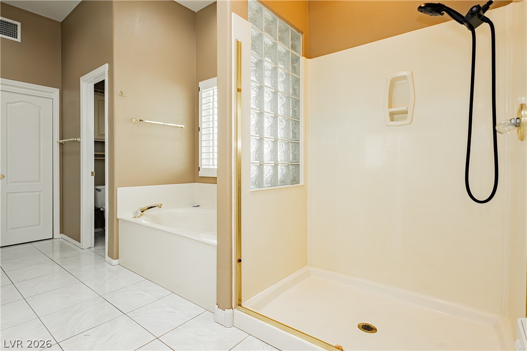 5104 Desert Lily Lane