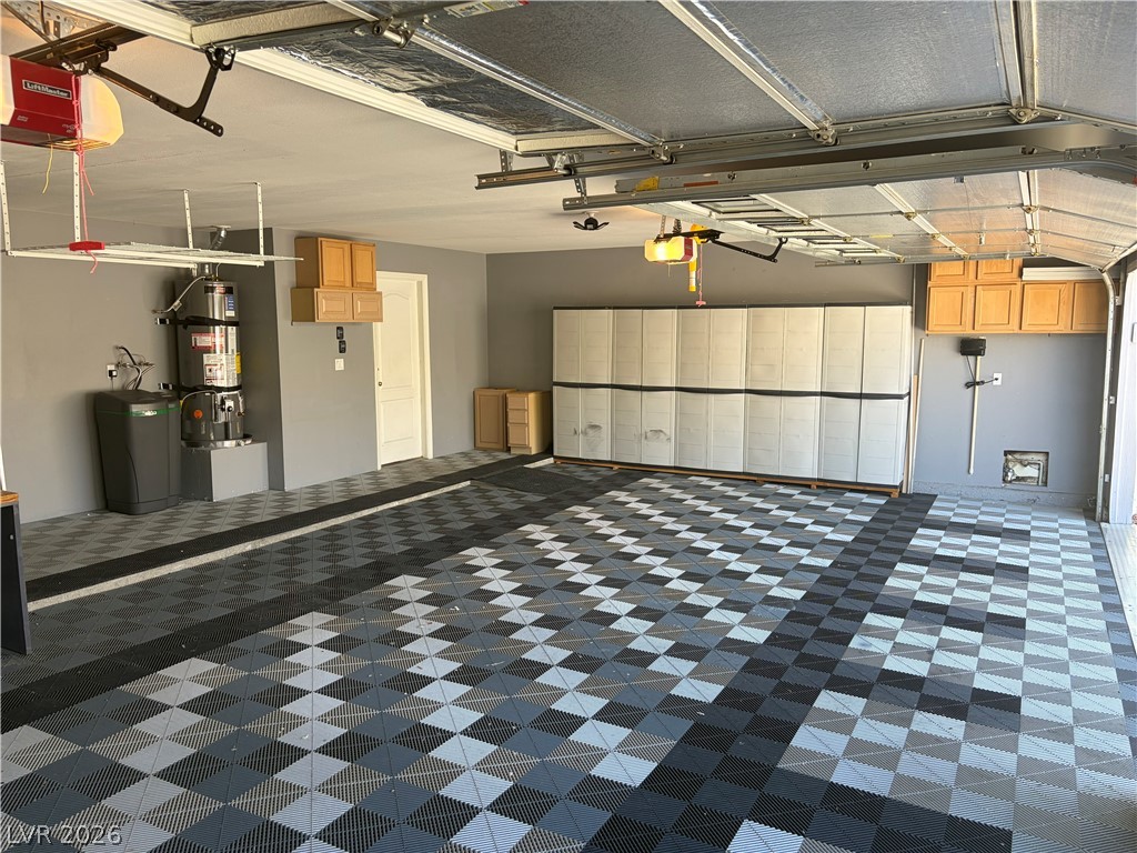 5104 Desert Lily Lane