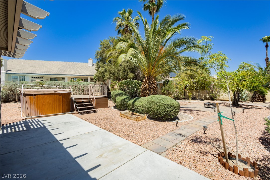 5104 Desert Lily Lane
