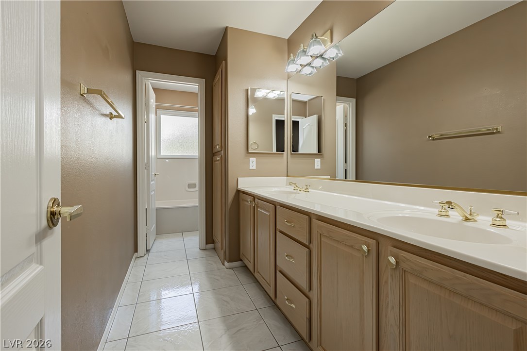 5104 Desert Lily Lane