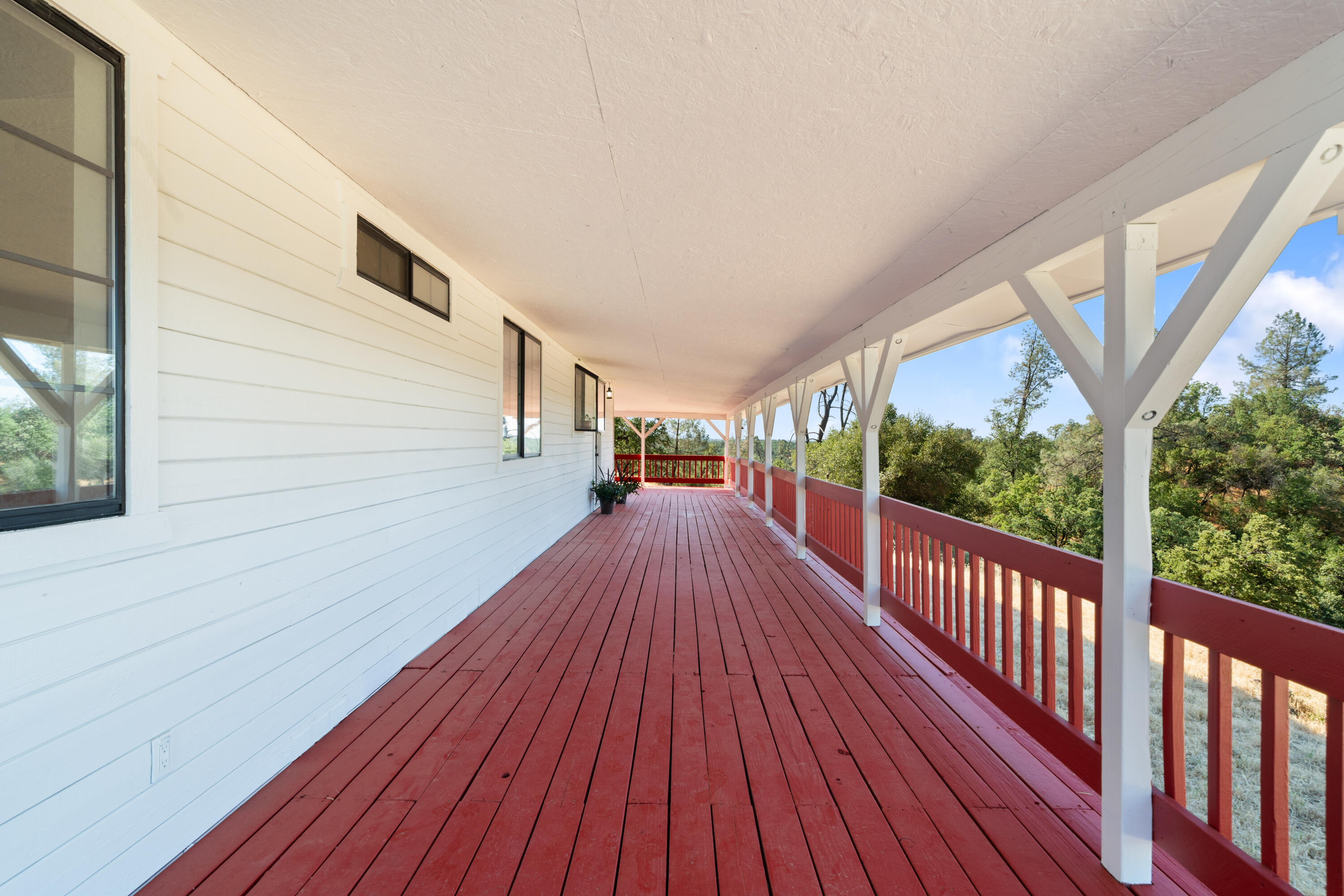 13213 Hidden Oaks Trail