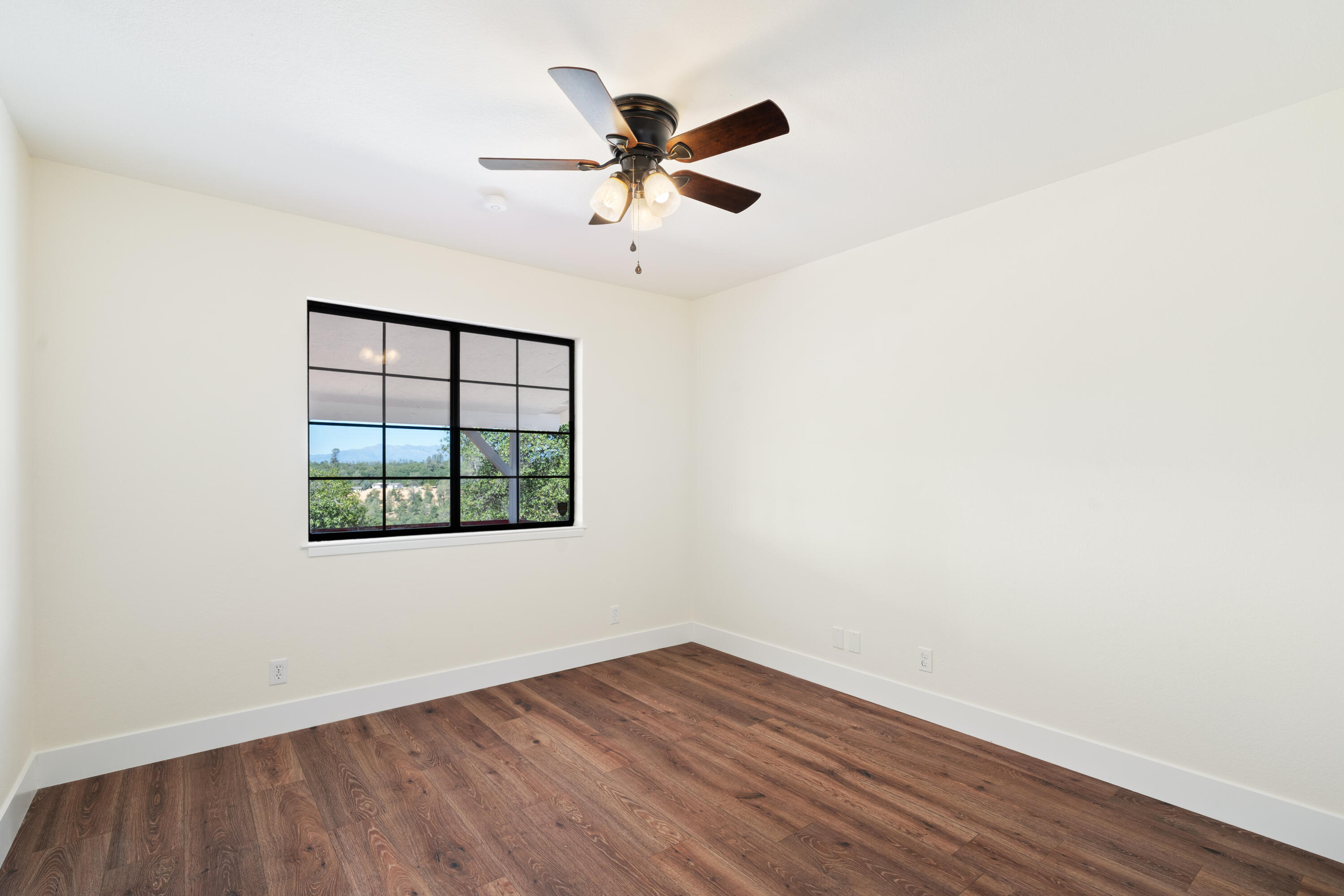13213 Hidden Oaks Trail