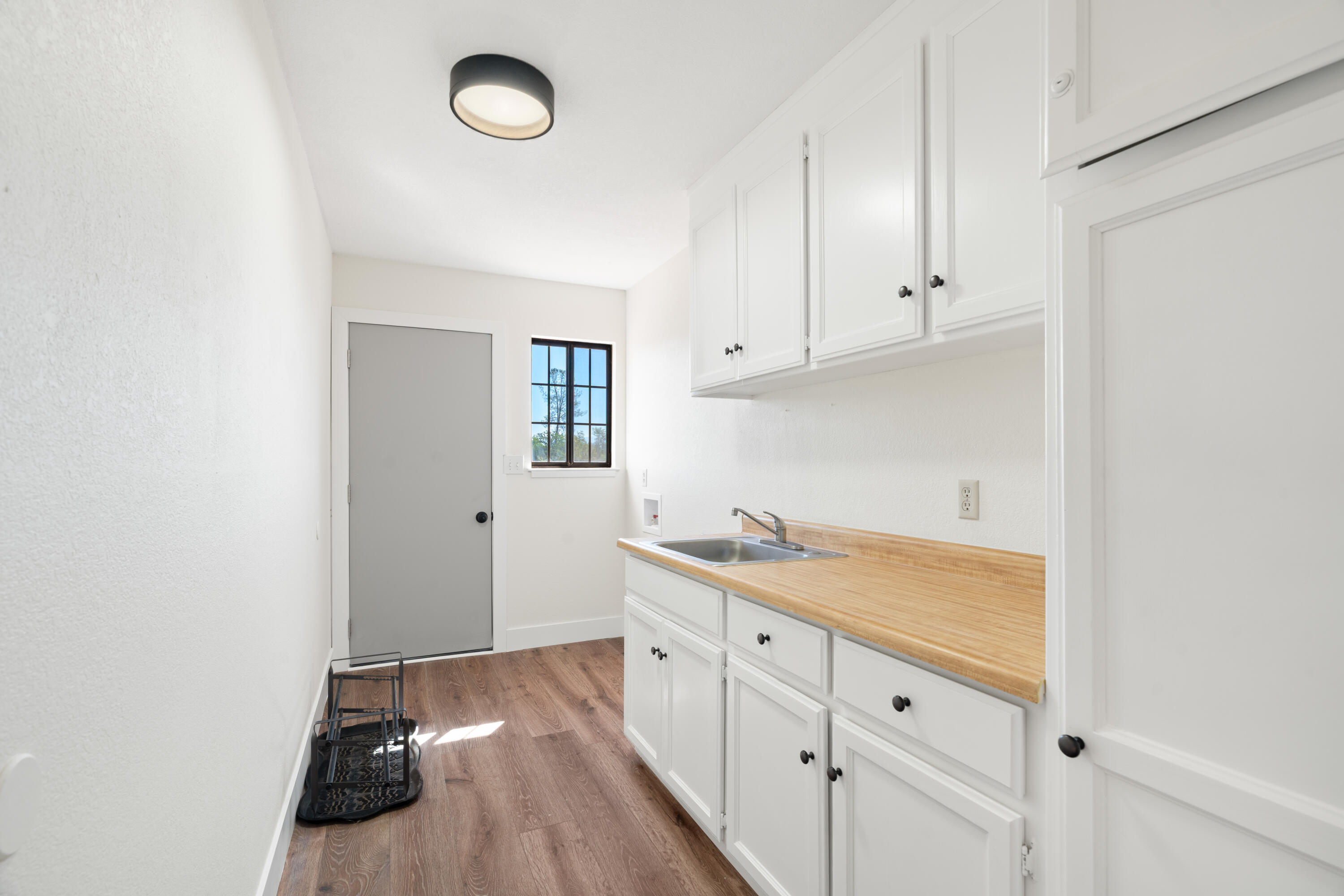 13213 Hidden Oaks Trail