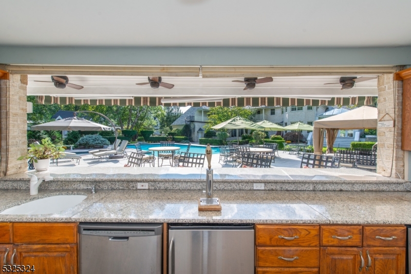 9 Meadow Ct