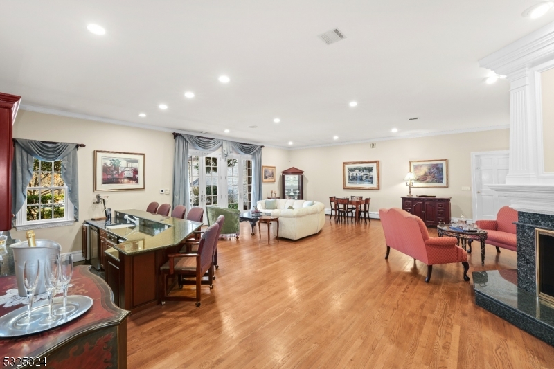 9 Meadow Ct