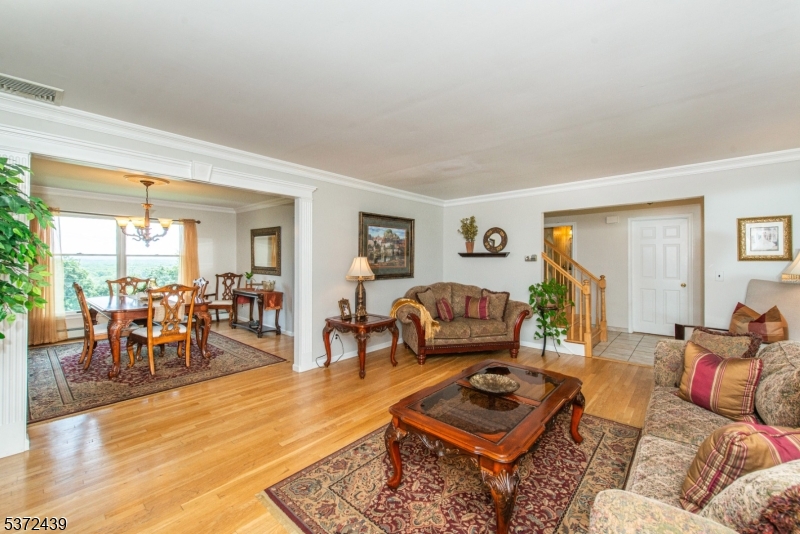 93 Mountain Heights Ave
