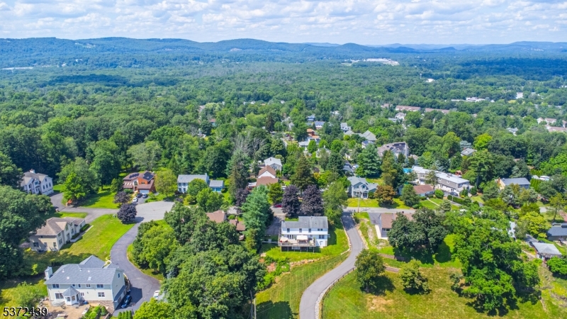 93 Mountain Heights Ave