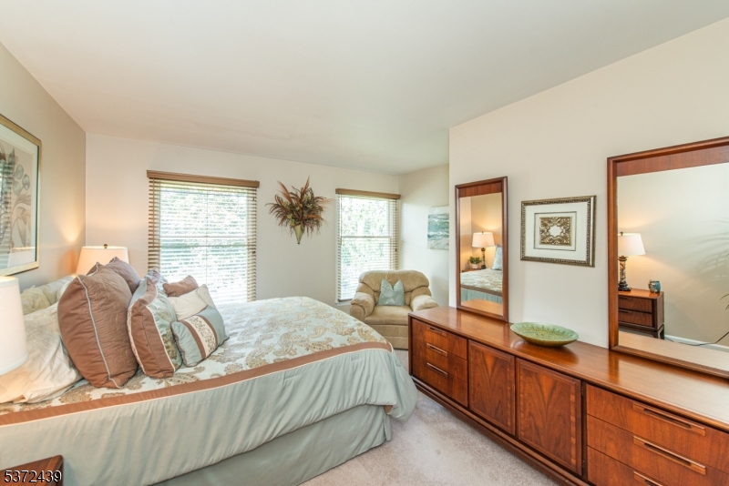 93 Mountain Heights Ave