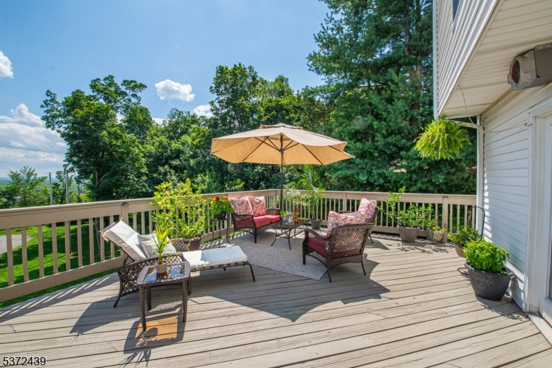 93 Mountain Heights Ave