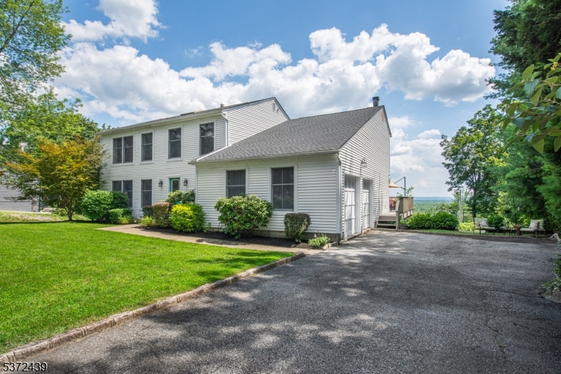 93 Mountain Heights Ave