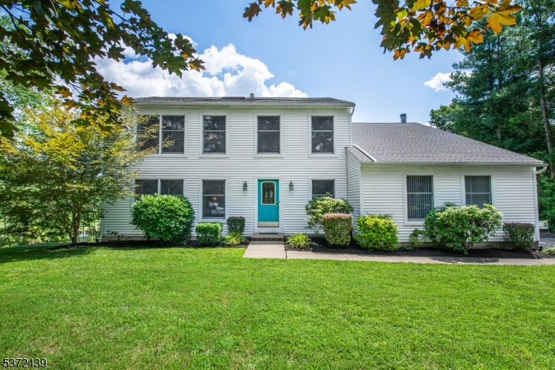 93 Mountain Heights Ave