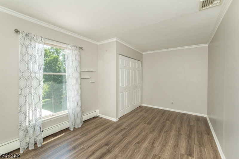 93 Mountain Heights Ave