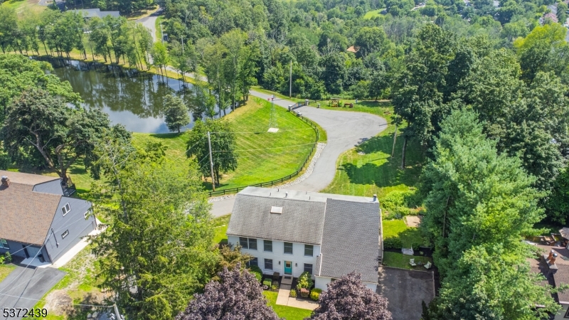 93 Mountain Heights Ave