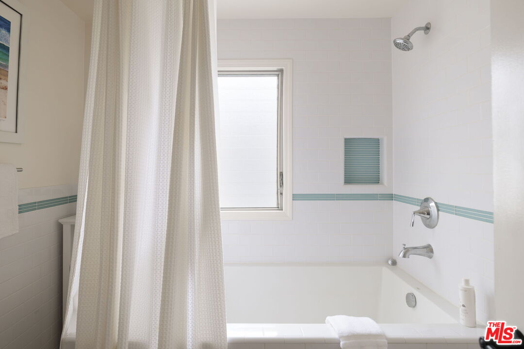 13209 Fiji Way Unit: F
