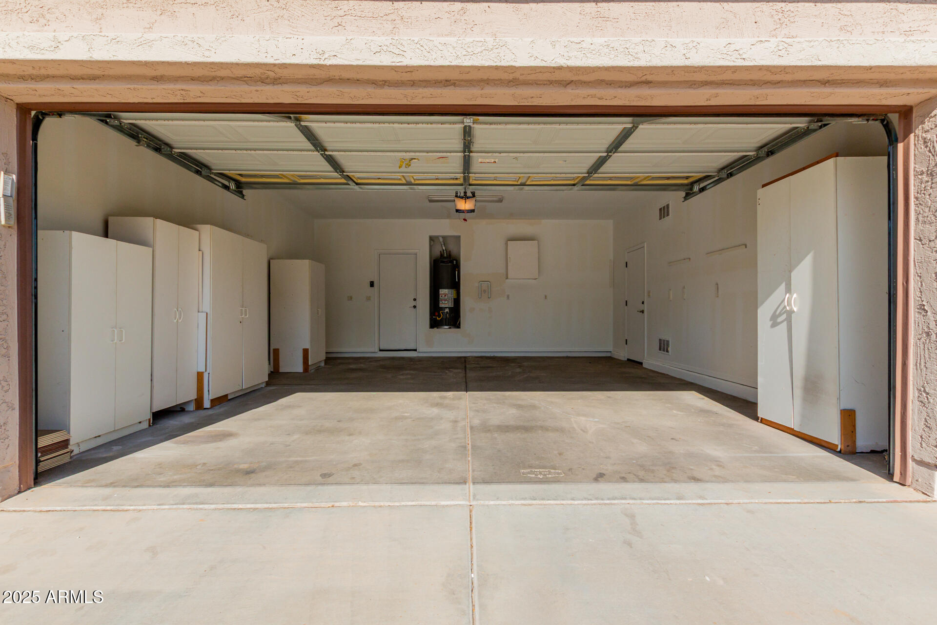 4104 E BELLERIVE Drive