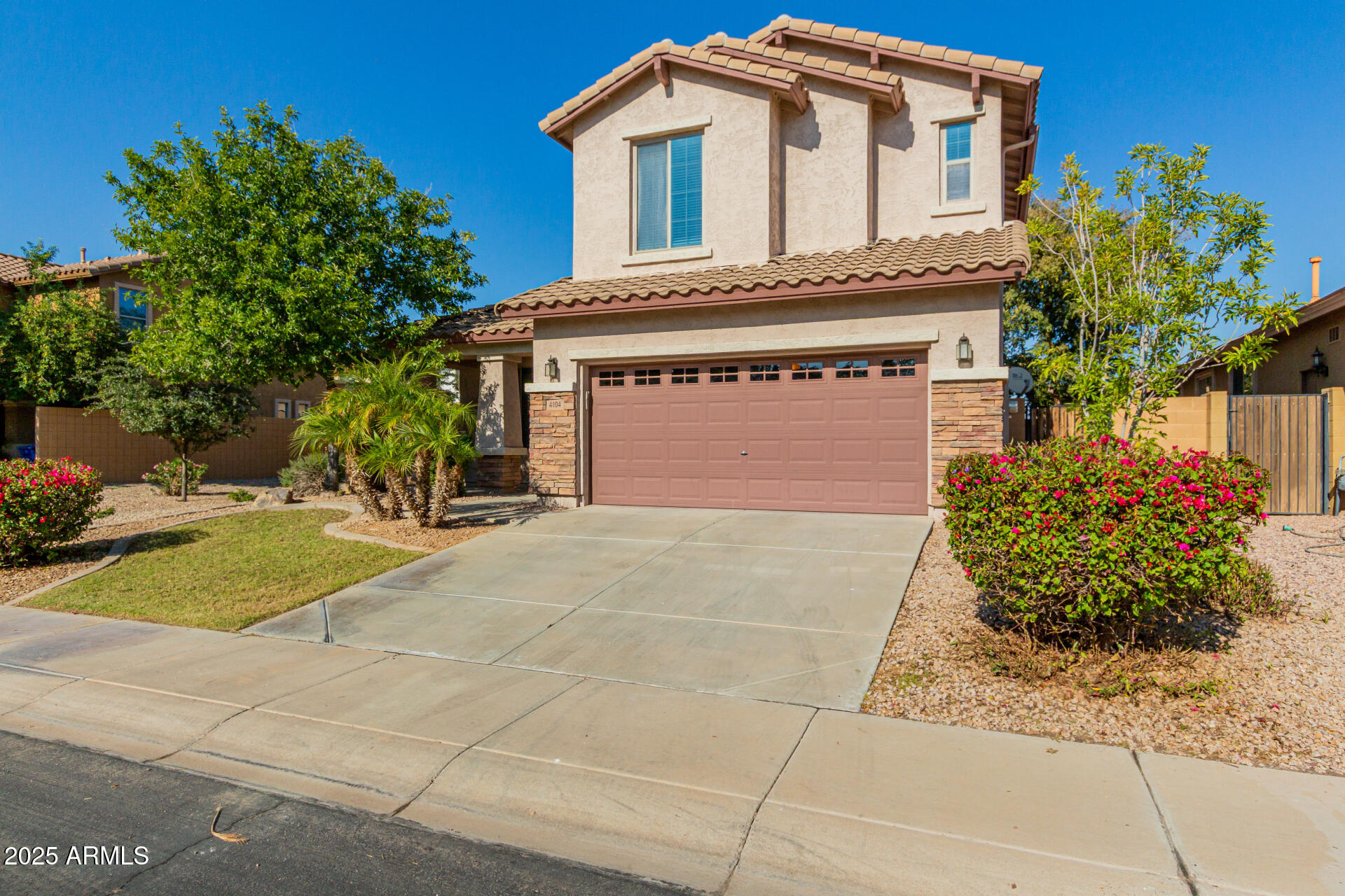 4104 E BELLERIVE Drive