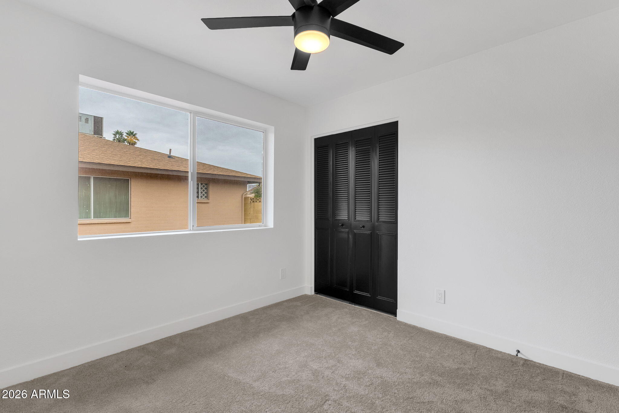 4310 W DAHLIA Drive