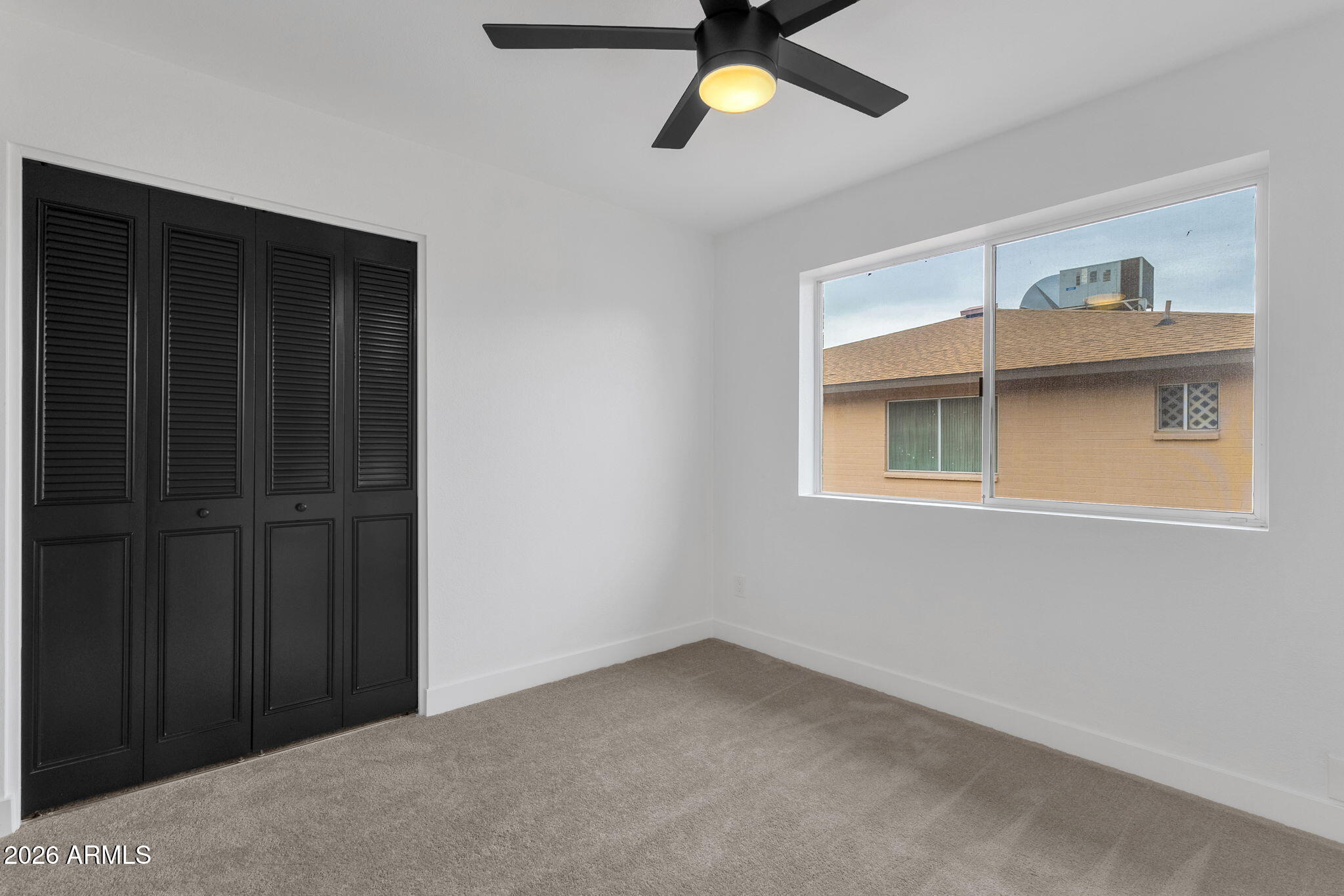 4310 W DAHLIA Drive