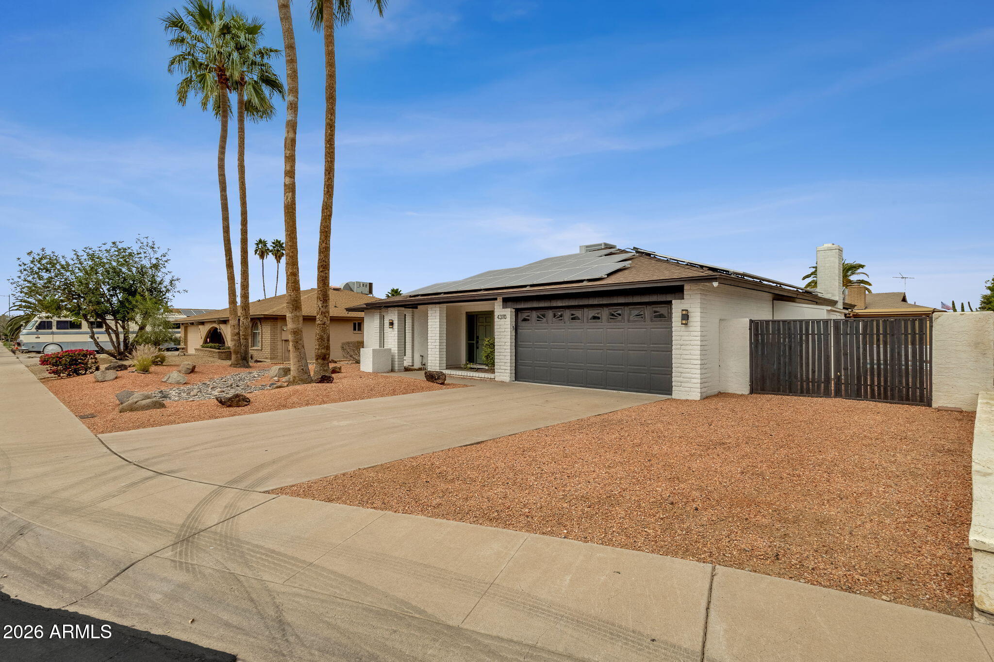 4310 W DAHLIA Drive