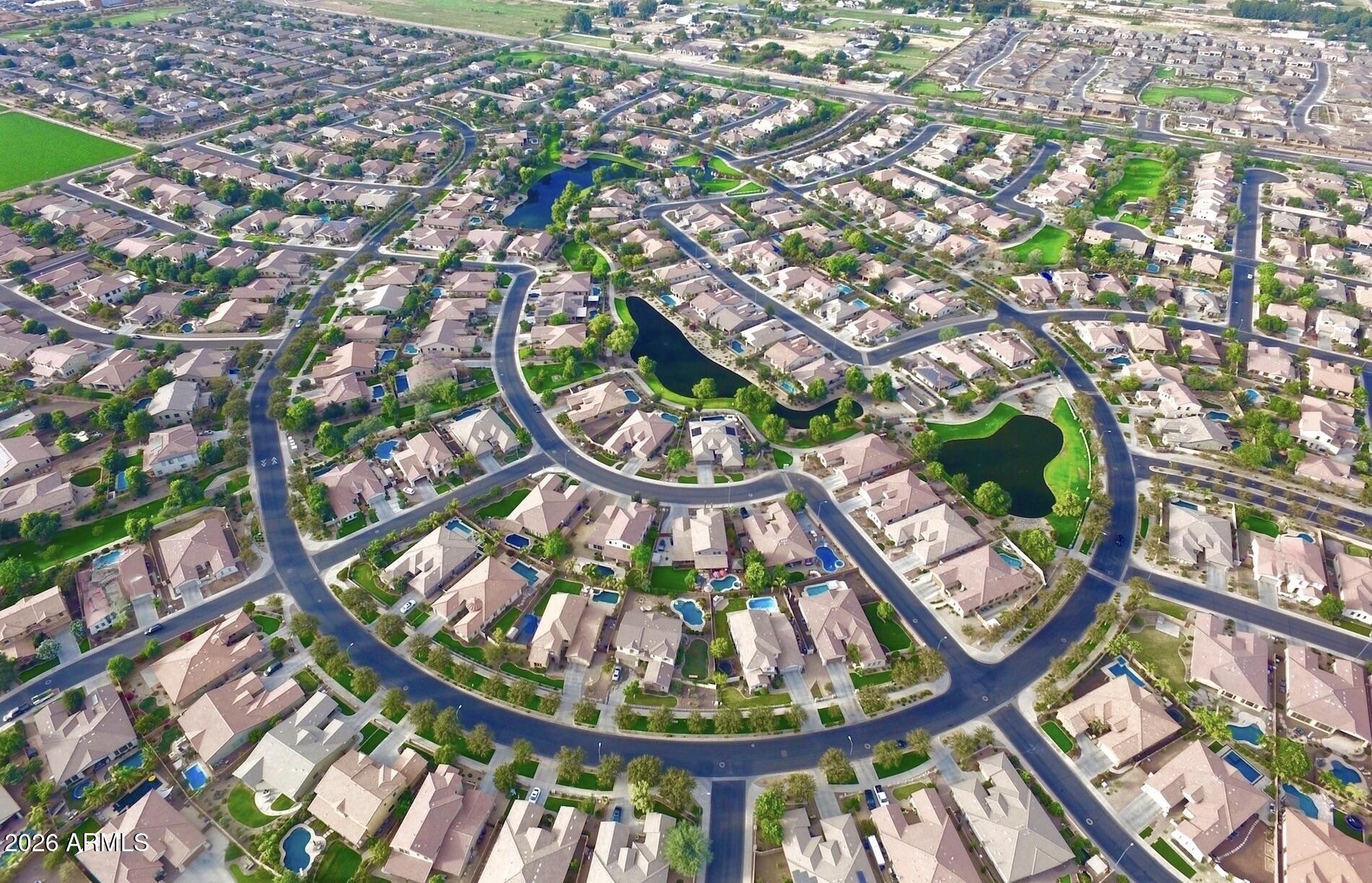 3994 E GRAND CANYON Place