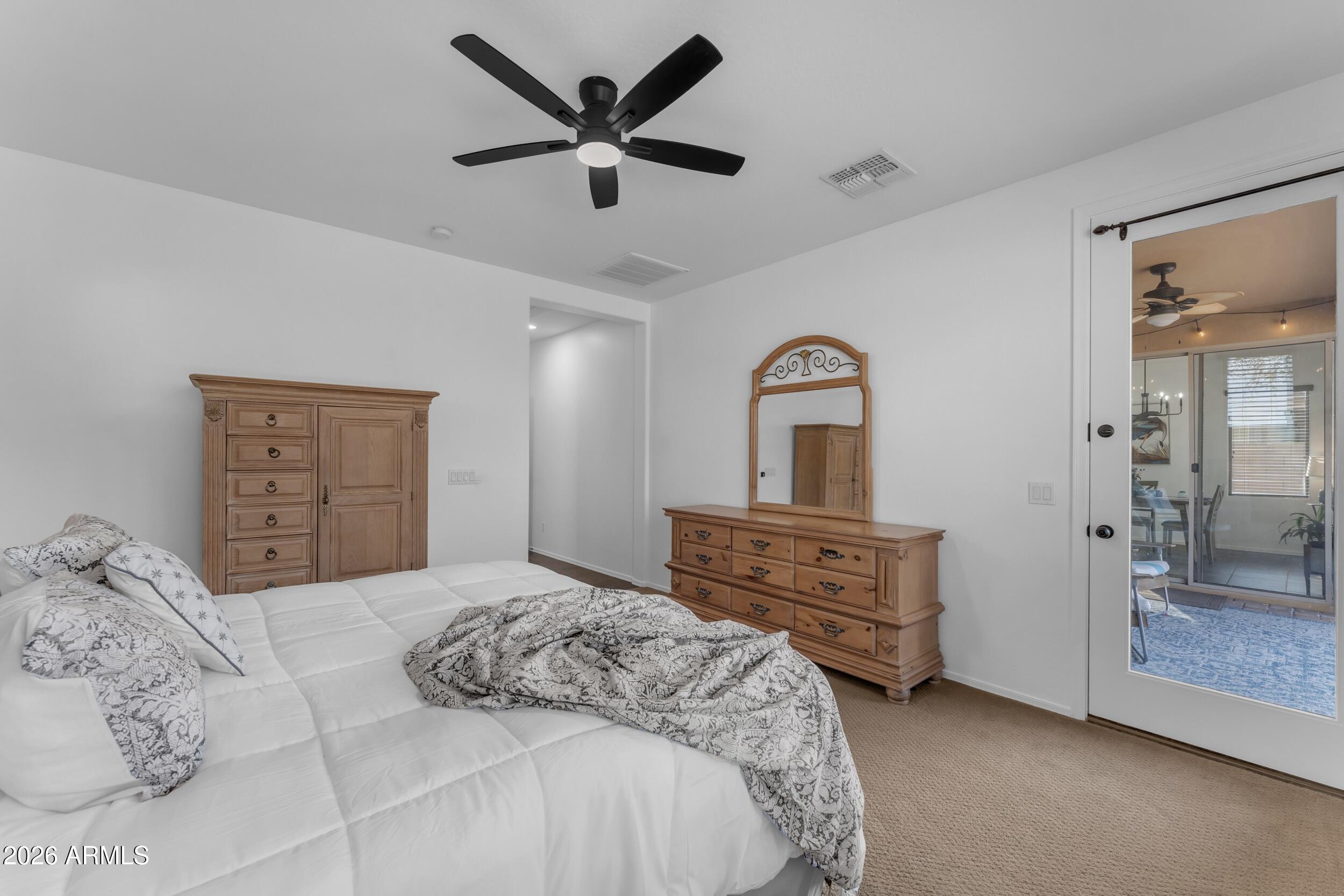 3994 E GRAND CANYON Place