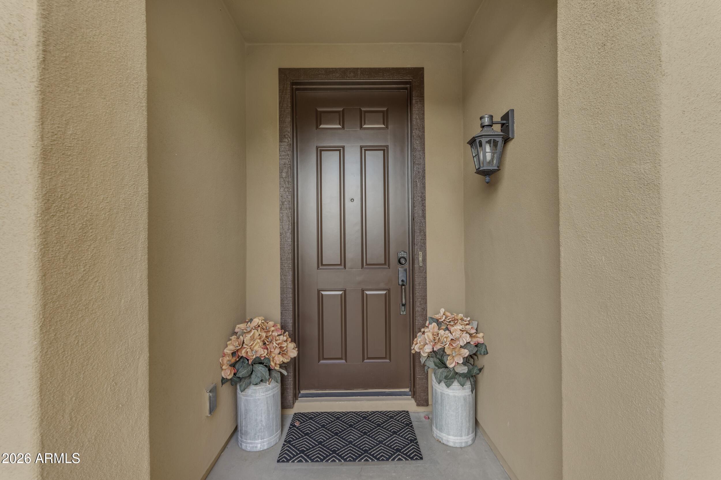 3994 E GRAND CANYON Place