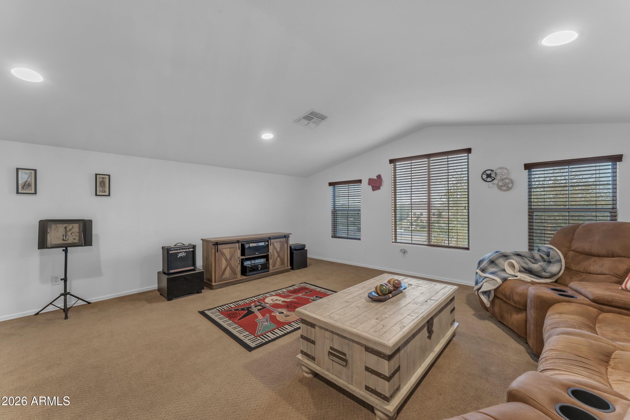 3994 E GRAND CANYON Place