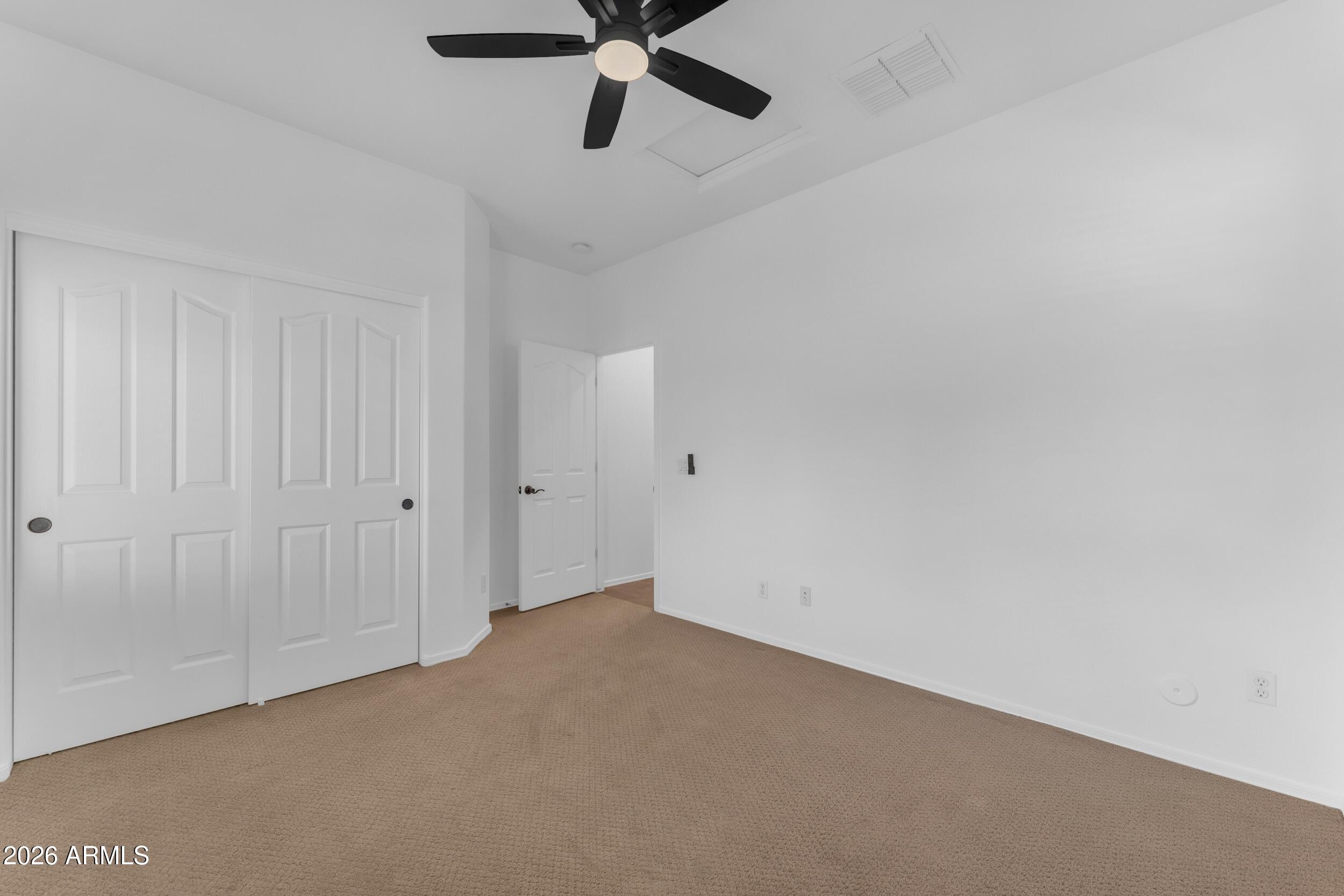 3994 E GRAND CANYON Place