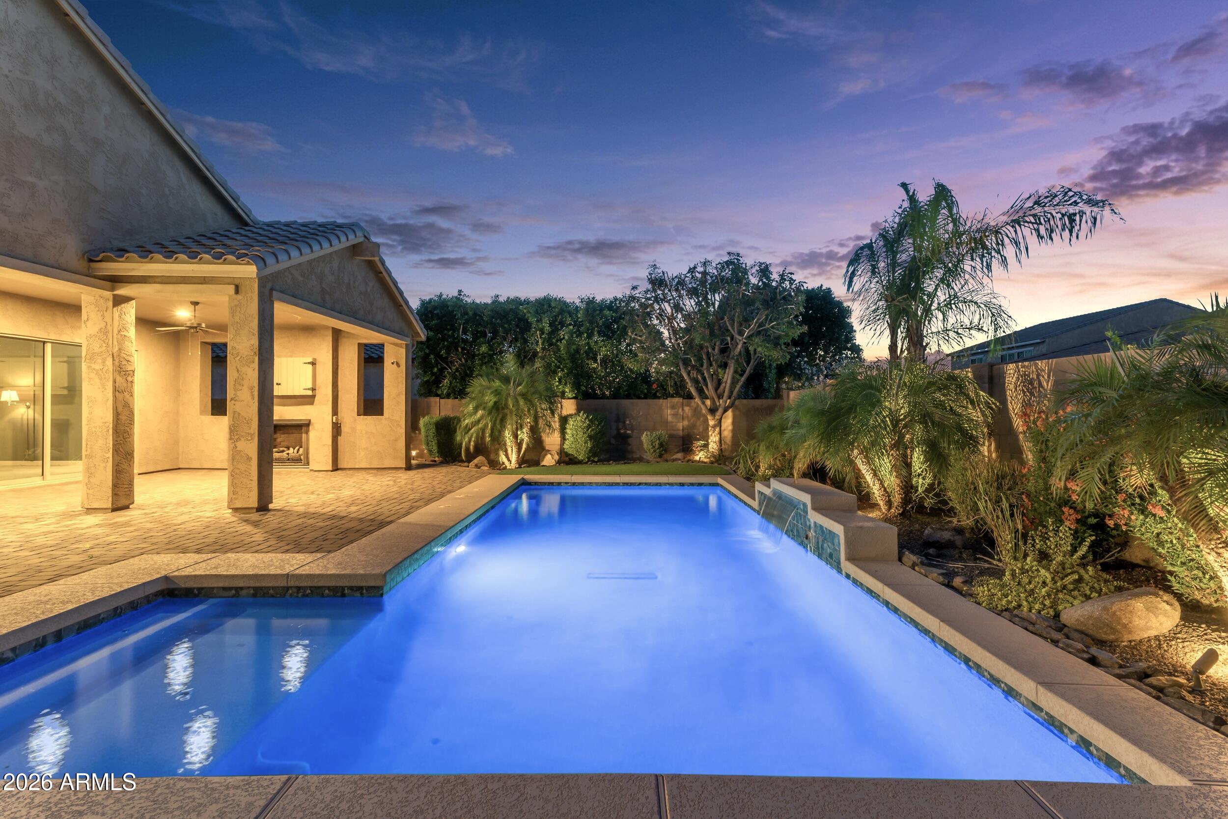 3926 E CASSIA Lane