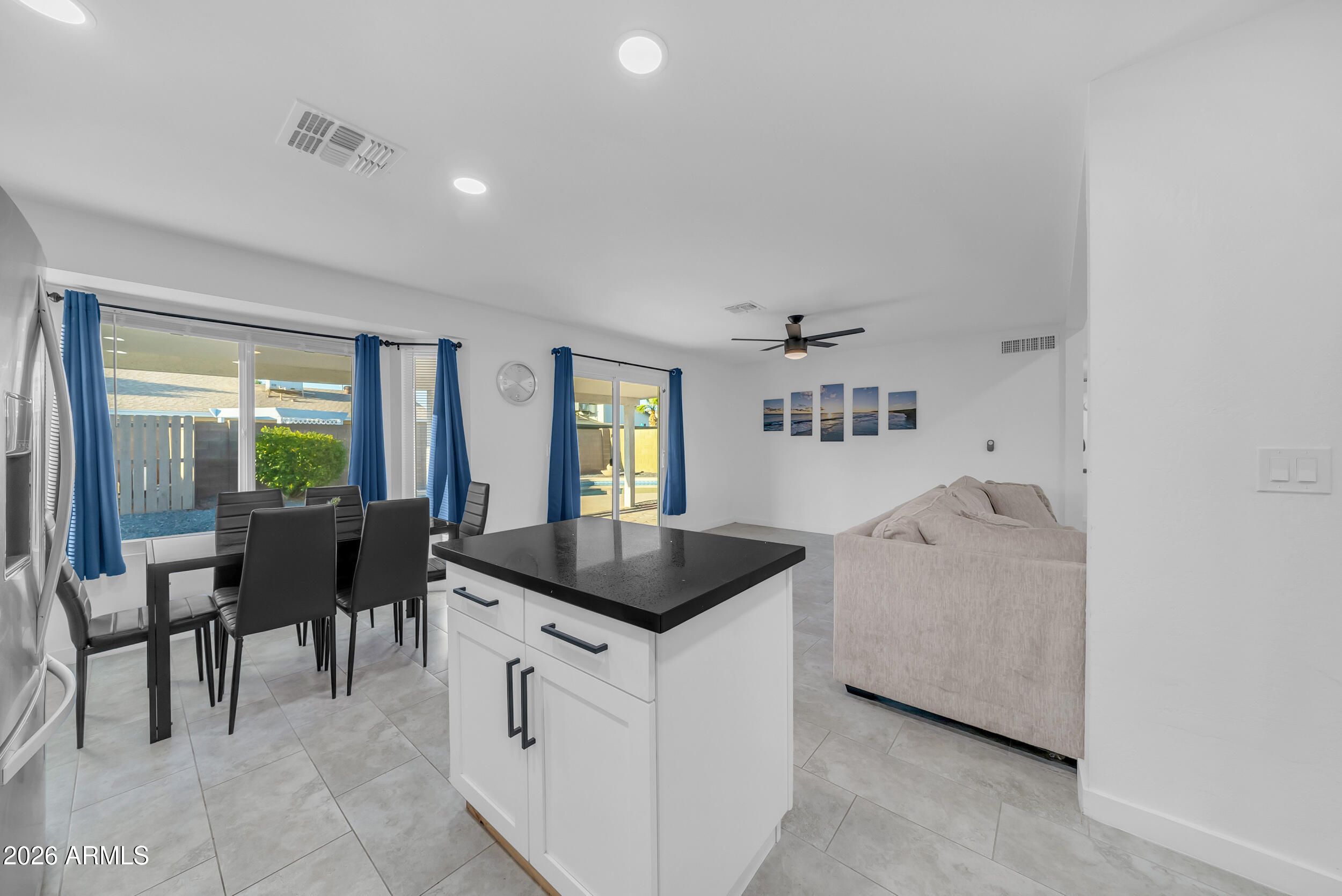 2412 E DOLPHIN Avenue