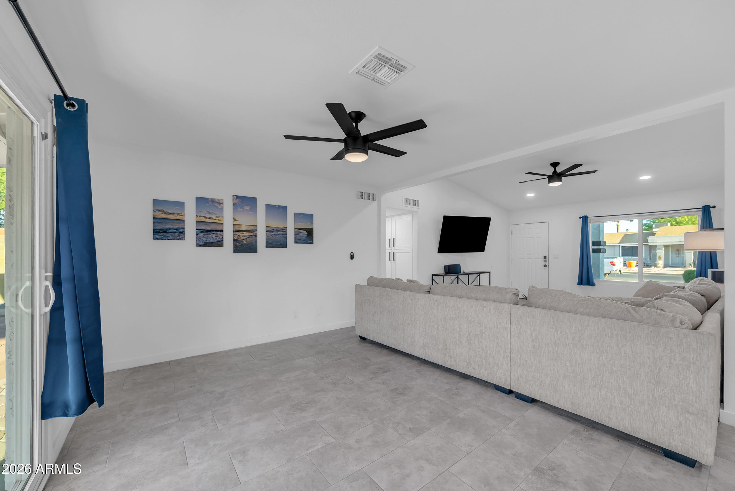 2412 E DOLPHIN Avenue