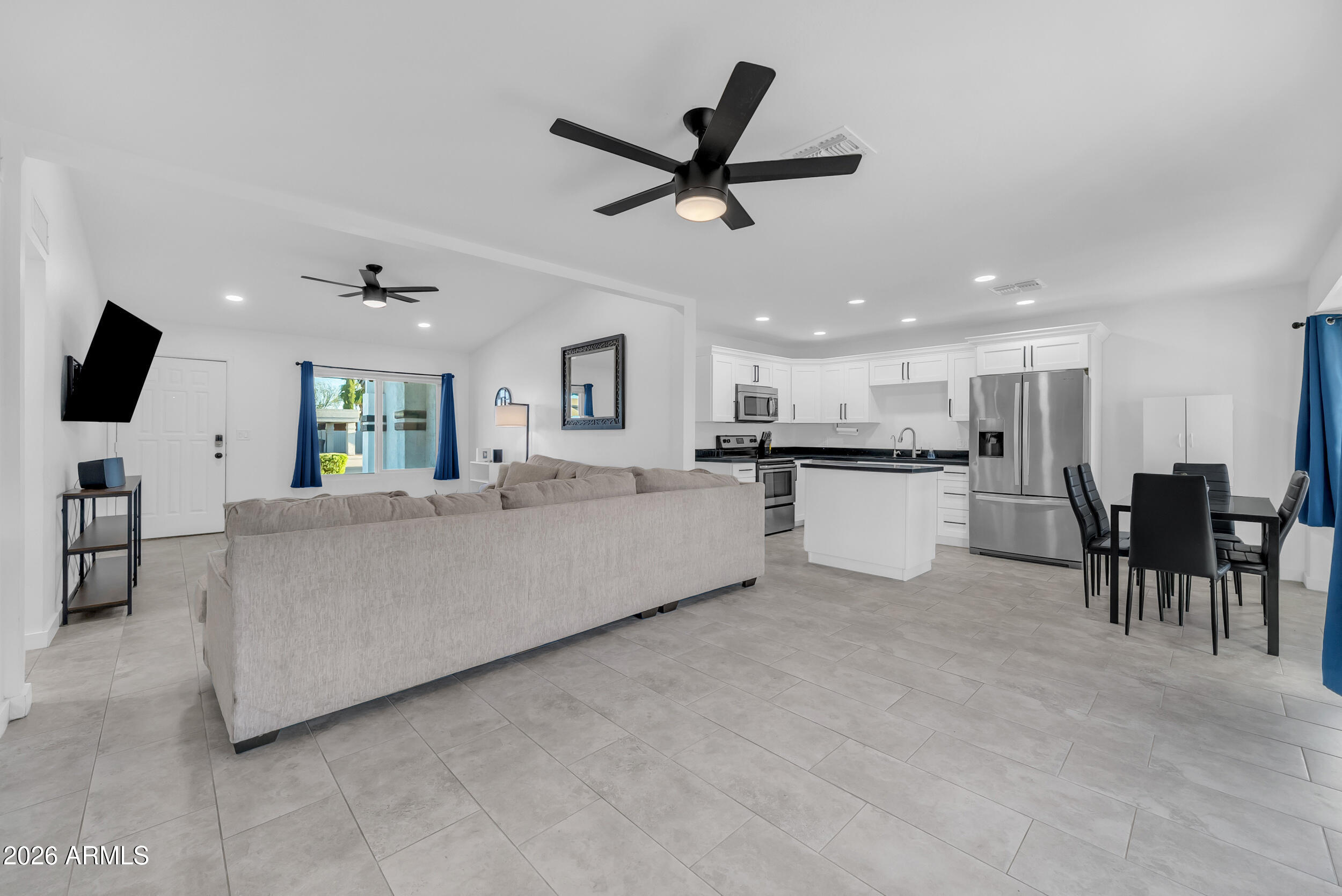 2412 E DOLPHIN Avenue