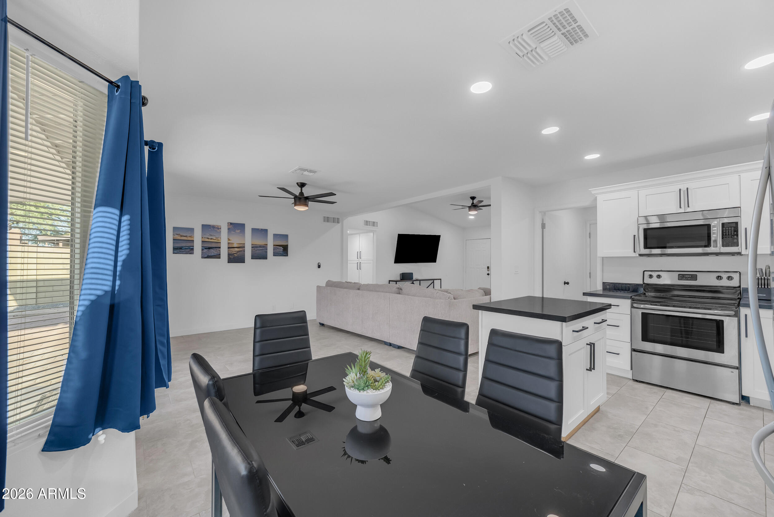 2412 E DOLPHIN Avenue