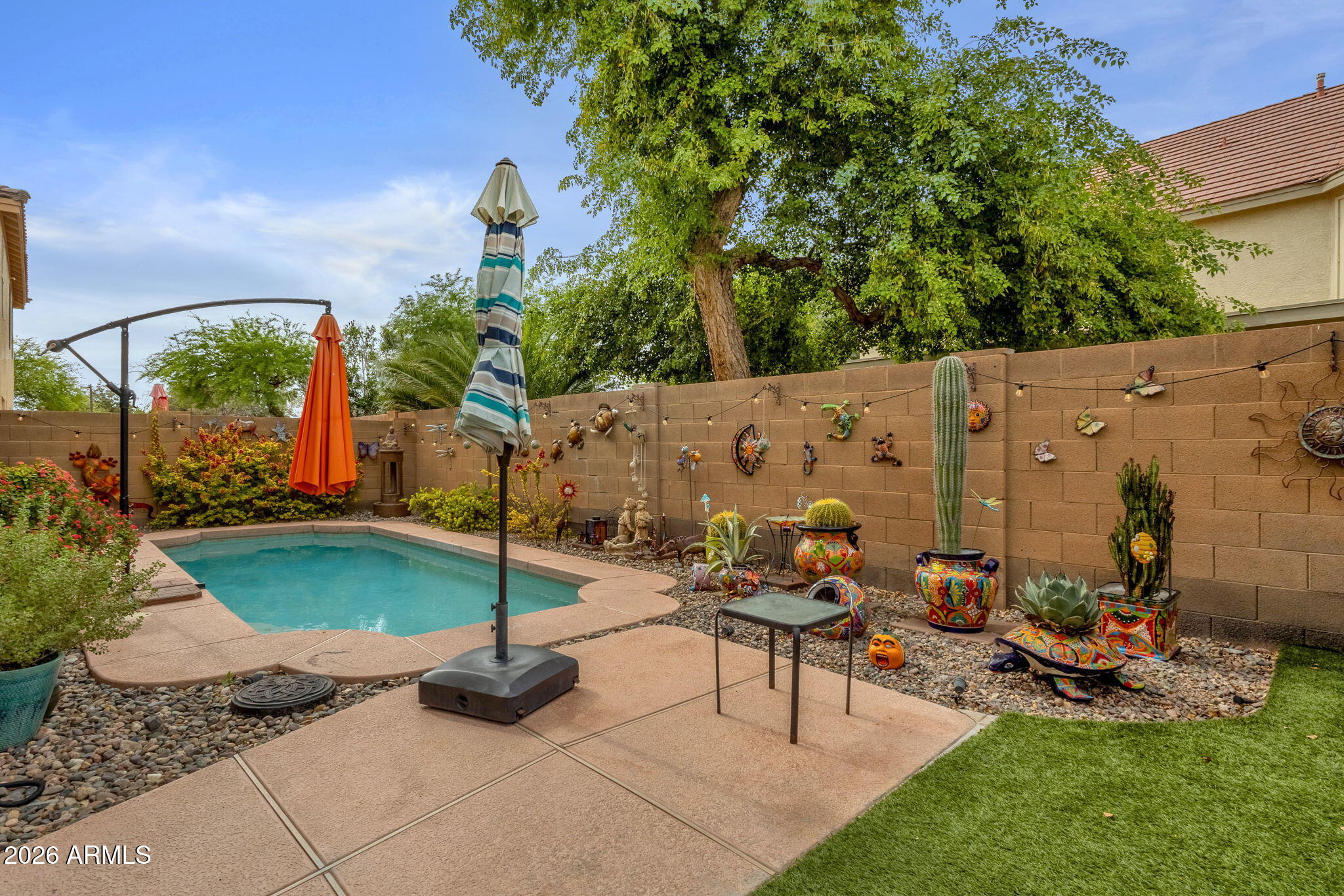 2274 E PEACH TREE Drive